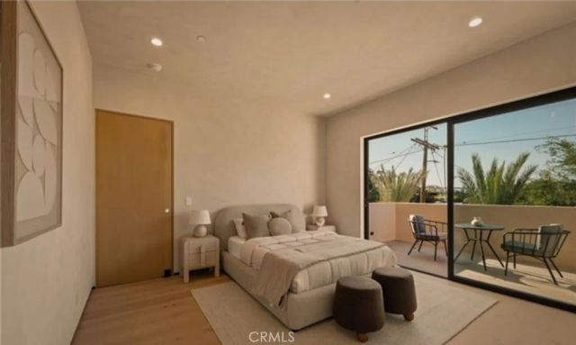 15450 Huston, Sherman Oaks, CA 91403