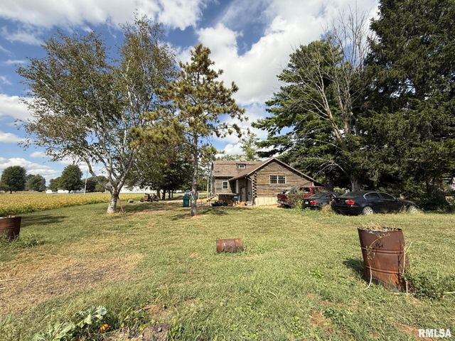 360 W BROADWAY Street, Roseville, IL 61473