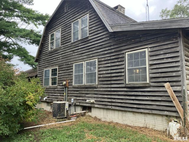 360 W BROADWAY Street, Roseville, IL 61473