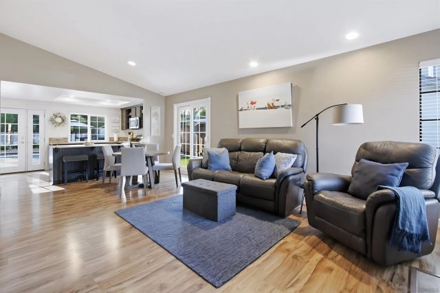 12085 Eastglen St, San Diego, CA 92131