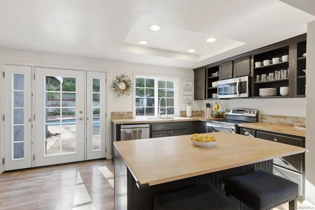 12085 Eastglen St, San Diego, CA 92131