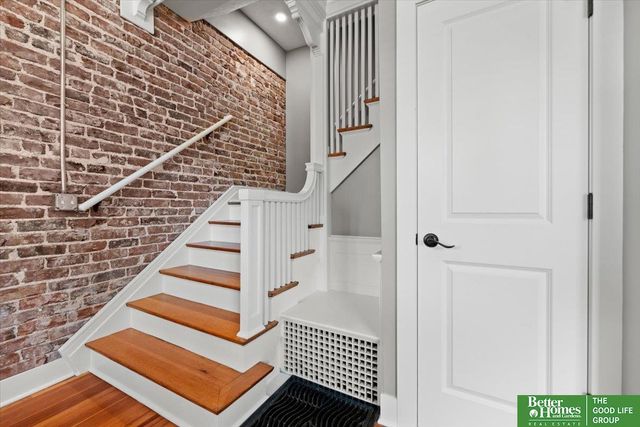 4004 Harney Street, Omaha, NE 68131