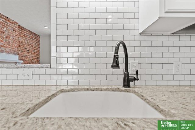 4004 Harney Street, Omaha, NE 68131