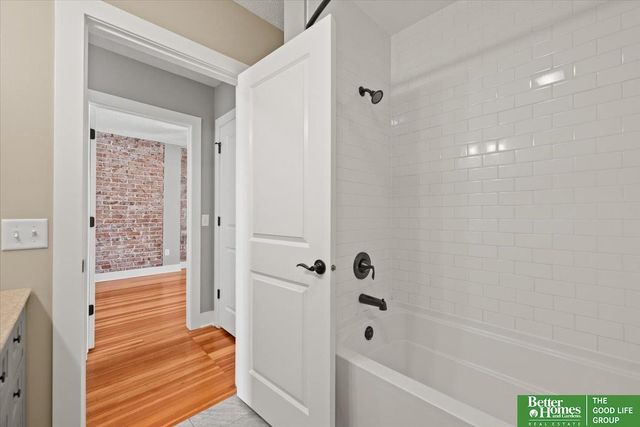 4004 Harney Street, Omaha, NE 68131