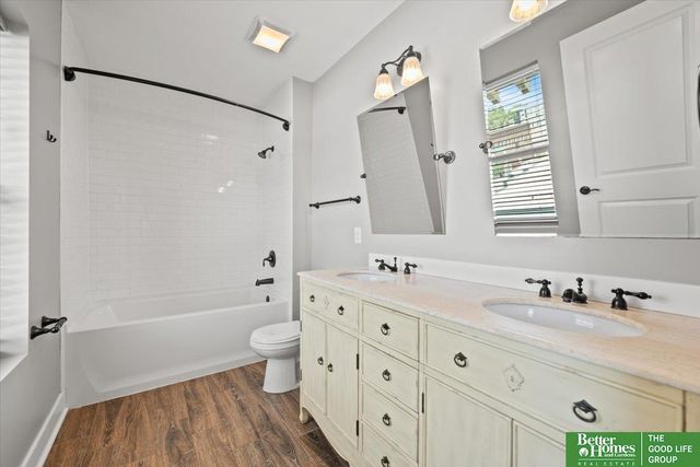 4004 Harney Street, Omaha, NE 68131