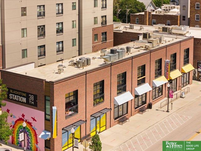 4004 Harney Street, Omaha, NE 68131