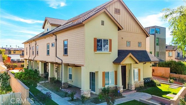 228 S San Marino Avenue B, San Gabriel, CA 91776