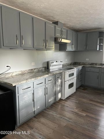 12961 Martie Lane, Laurinburg, NC 28352