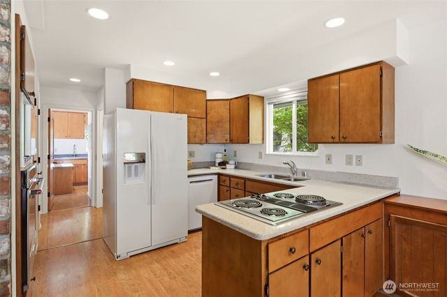 5405 141st Place NW, Stanwood, WA 98292