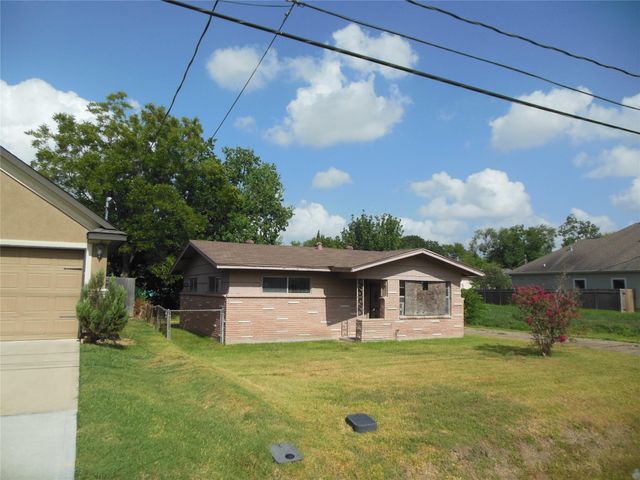 8110 Livingston, Houston, TX 77051