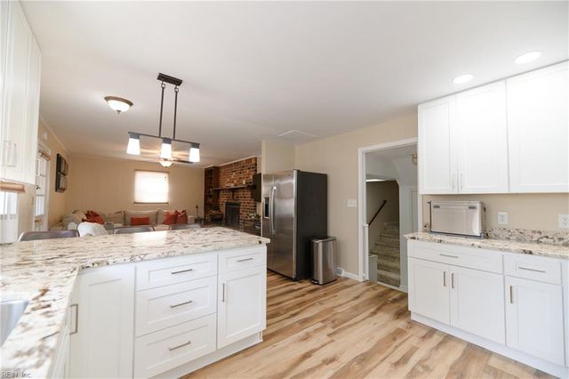 49 Wendfield CIR, Newport News, VA 23601