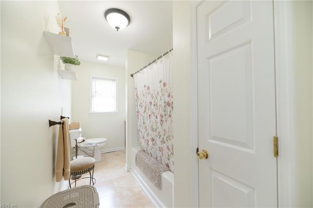 49 Wendfield CIR, Newport News, VA 23601