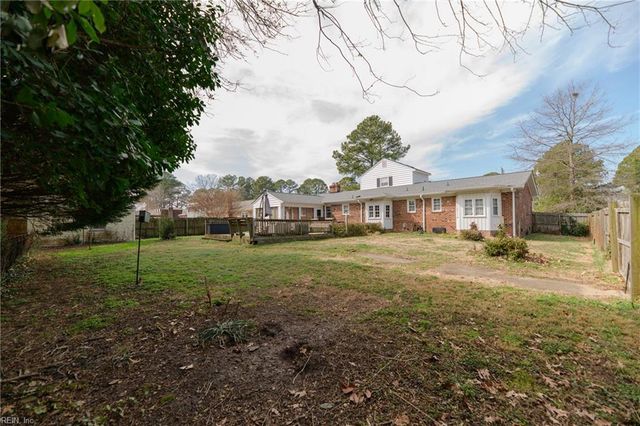 49 Wendfield CIR, Newport News, VA 23601