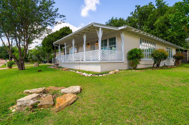 3500 New York Avenue, Fort Worth, TX 76110