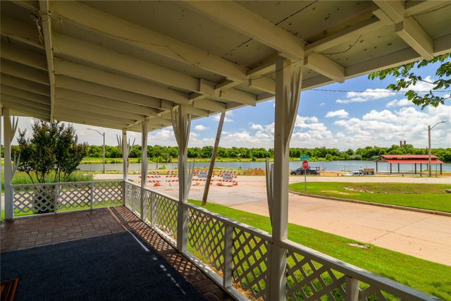 3500 New York Avenue, Fort Worth, TX 76110