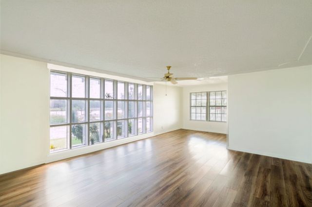 3500 New York Avenue, Fort Worth, TX 76110