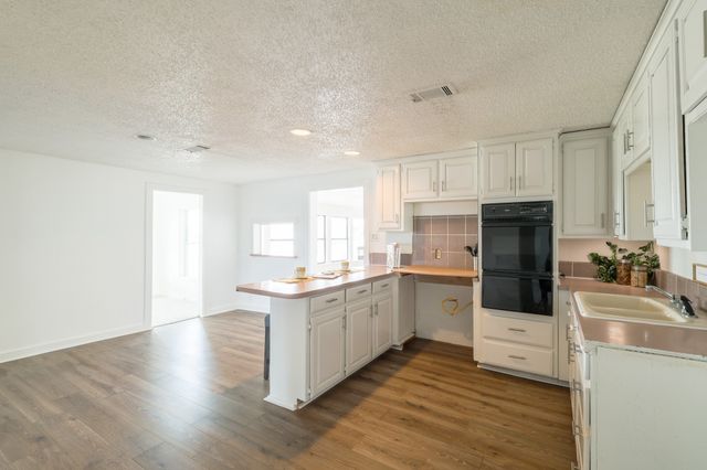 3500 New York Avenue, Fort Worth, TX 76110