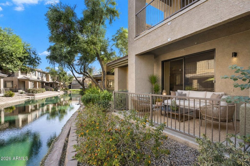 705 W QUEEN CREEK Road 1137, Chandler, AZ 85248 — exterior