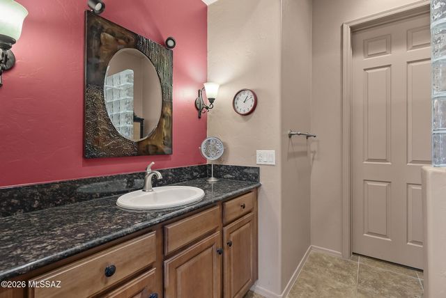 901 Lombard Way, Tubac, AZ 85646