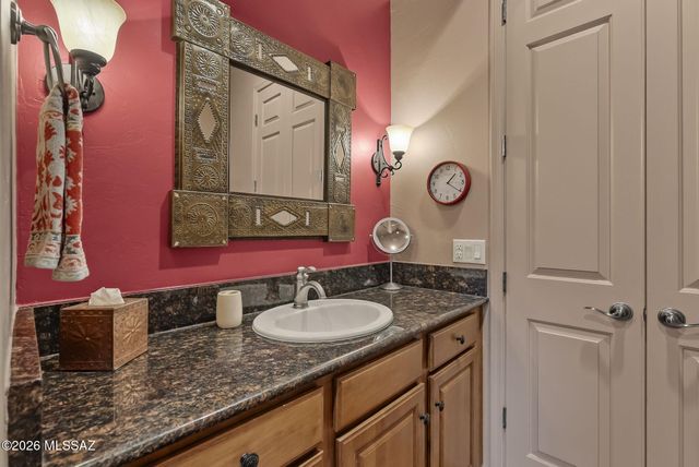 901 Lombard Way, Tubac, AZ 85646