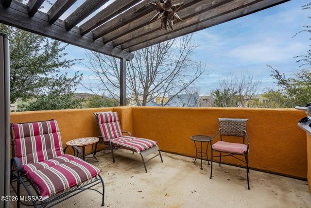 901 Lombard Way, Tubac, AZ 85646