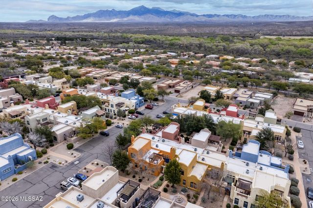 901 Lombard Way, Tubac, AZ 85646