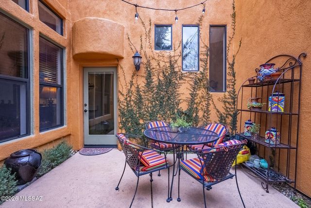 901 Lombard Way, Tubac, AZ 85646