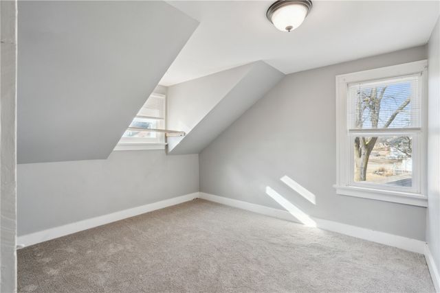 2021 Hamilton Street SW, Cedar Rapids, IA 52404