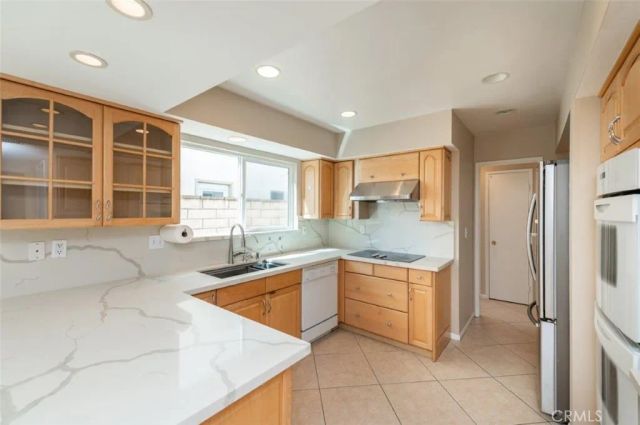 30 Gillman Street, Irvine, CA 92612