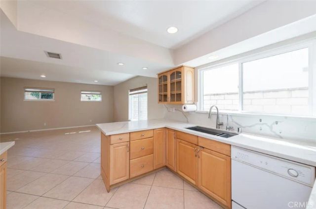 30 Gillman Street, Irvine, CA 92612