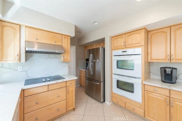 30 Gillman Street, Irvine, CA 92612