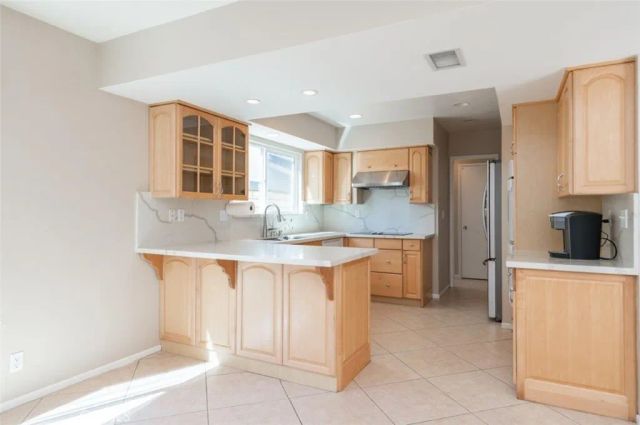 30 Gillman Street, Irvine, CA 92612