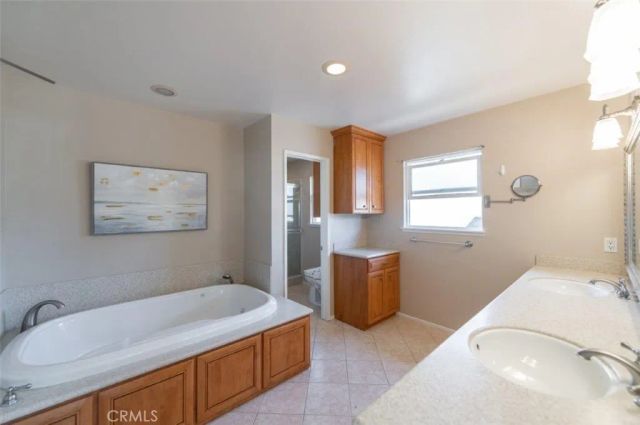 30 Gillman Street, Irvine, CA 92612