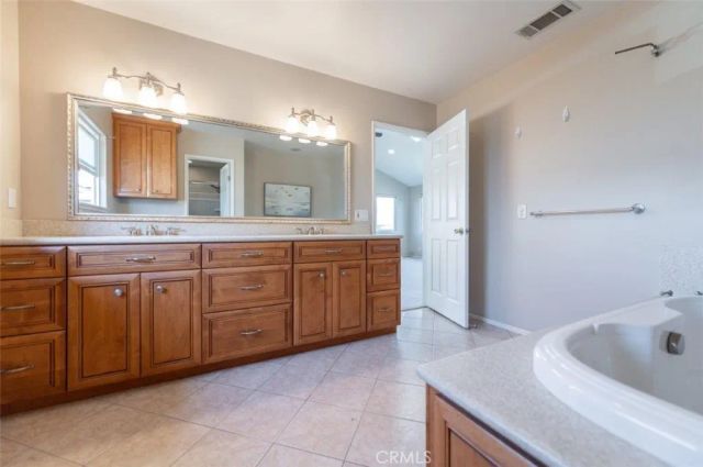 30 Gillman Street, Irvine, CA 92612