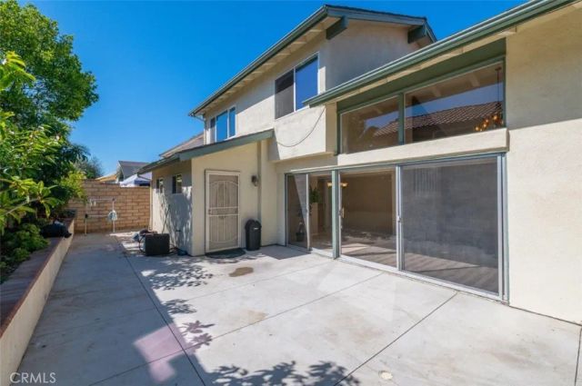 30 Gillman Street, Irvine, CA 92612