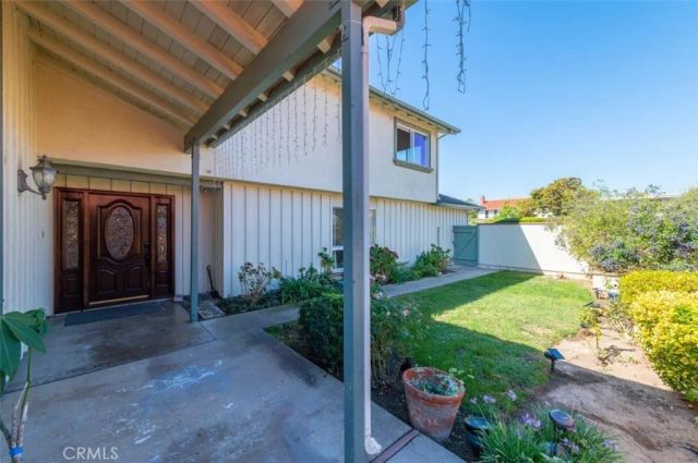 30 Gillman Street, Irvine, CA 92612