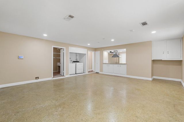 10645 Oak Brook Drive, Houston, TX 77013