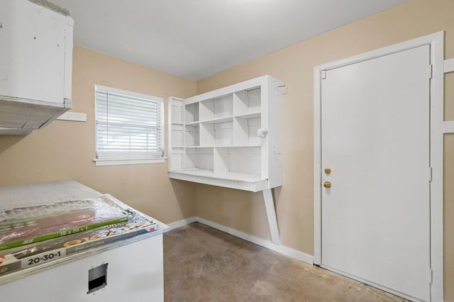 10645 Oak Brook Drive, Houston, TX 77013