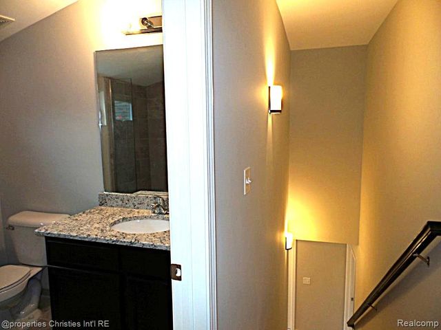 826 Nelsons Ridge Drive 21, Howell, MI 48843