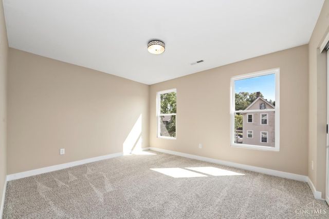 5312 Dora Avenue, Cincinnati, OH 45227