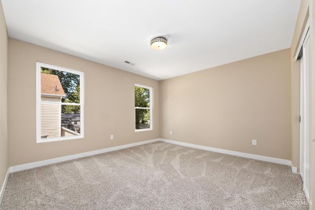 5312 Dora Avenue, Cincinnati, OH 45227