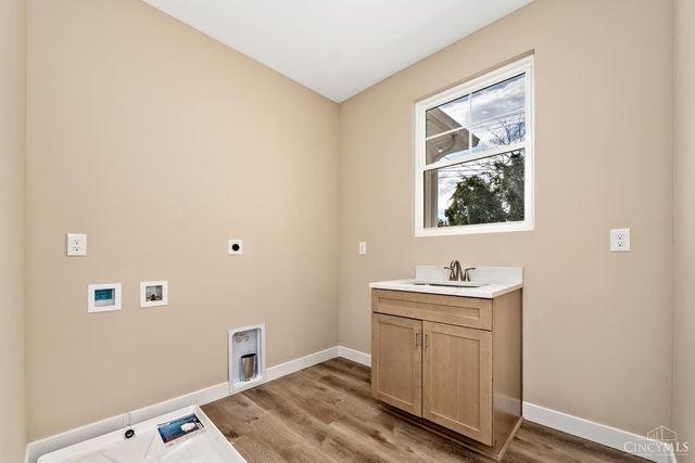 5312 Dora Avenue, Cincinnati, OH 45227