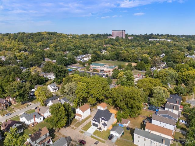 5312 Dora Avenue, Cincinnati, OH 45227