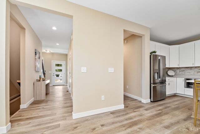 5312 Dora Avenue, Cincinnati, OH 45227