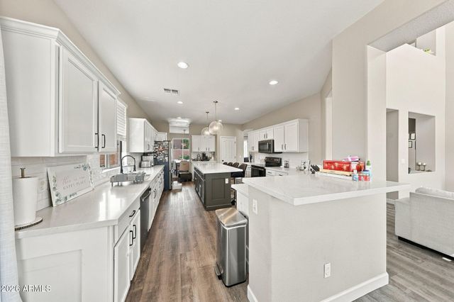 9175 W ALEX Avenue, Peoria, AZ 85382