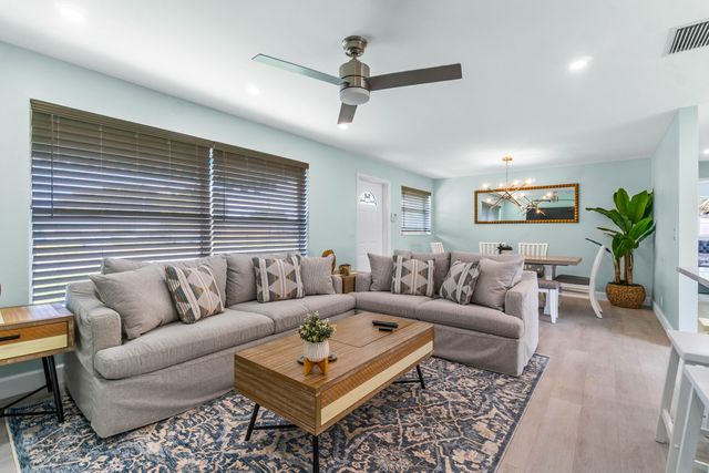 9531 Birdwood Street, Palm Beach Gardens, FL 33410