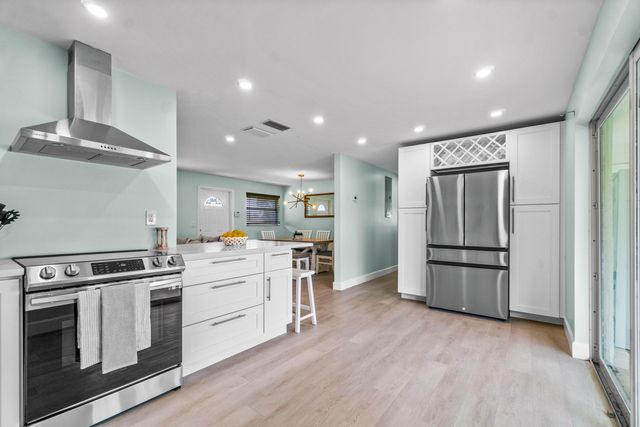 9531 Birdwood Street, Palm Beach Gardens, FL 33410