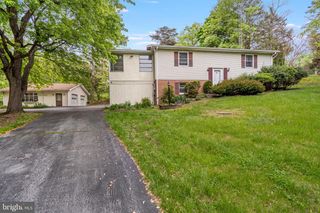 12139 WALNUT PT W, Hagerstown, MD 21740