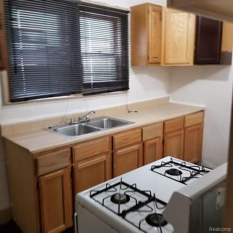 2652 Clements Street, Detroit, MI 48238