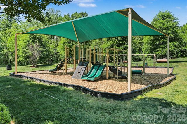 13712 Cinnabar Place, Huntersville, NC 28078